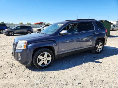 منظر 2013 GMC TERRAIN SLT، زاوية 1