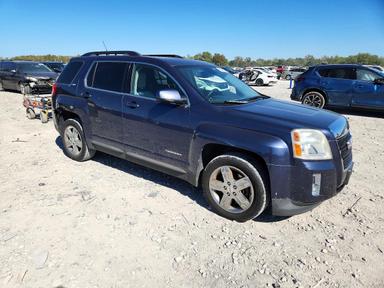 منظر 2013 GMC TERRAIN SLT، زاوية 4