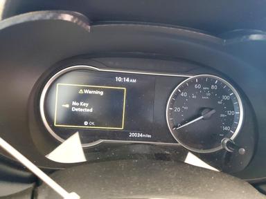Vedere 2021 NISSAN VERSA SR, unghi 9