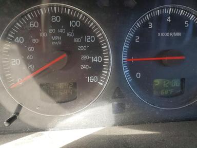 Vue de 2006 VOLVO S60 T5, angle 9