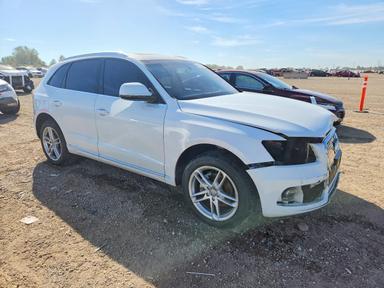 منظر 2015 AUDI Q5 PREMIUM PLUS، زاوية 4