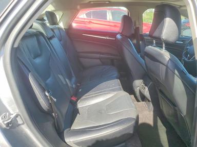 Vue de 2020 FORD FUSION TITANIUM, angle 10