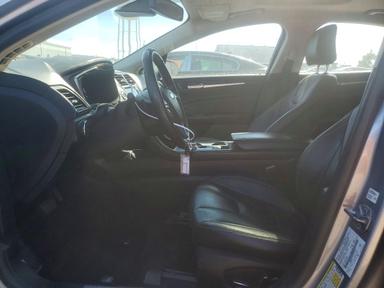 Vue de 2020 FORD FUSION TITANIUM, angle 7