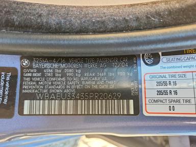 منظر 2005 BMW 325 XI، زاوية 12
