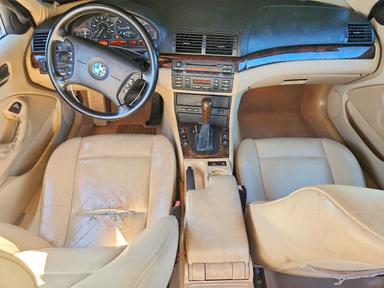 منظر 2005 BMW 325 XI، زاوية 8