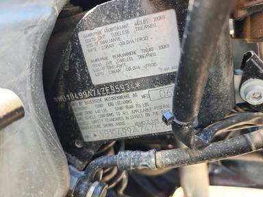 Vue de 2004 BMW R1150 RT, angle 8