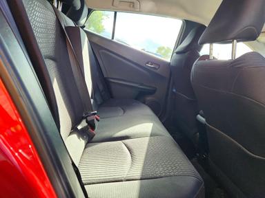 Vue de 2017 TOYOTA PRIUS TWO, angle 10