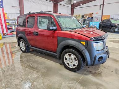 2008 HONDA ELEMENT LX view, angle 4