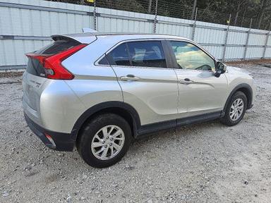 منظر 2019 MITSUBISHI ECLIPSE CROSS ES، زاوية 3
