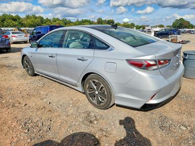 منظر 2018 HYUNDAI SONATA HYBRID LIMITED، زاوية 2