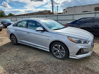 منظر 2018 HYUNDAI SONATA HYBRID LIMITED، زاوية 4