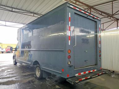 Vue de 2021 FORD TRANSIT T-350 HD DELIVERY TRUCK, angle 2