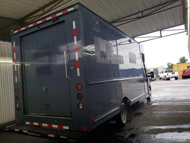 Vue de 2021 FORD TRANSIT T-350 HD DELIVERY TRUCK, angle 3