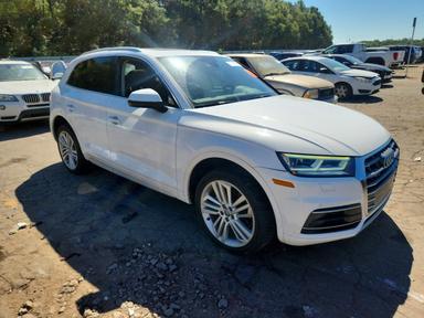 منظر 2018 AUDI Q5 PREMIUM PLUS، زاوية 4