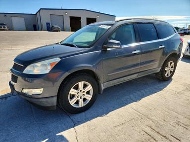 منظر 2011 CHEVROLET TRAVERSE LT، زاوية 1