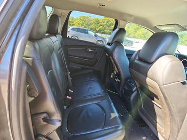 منظر 2011 CHEVROLET TRAVERSE LT، زاوية 11