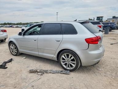 Vue de 2012 AUDI A3 PREMIUM, angle 2