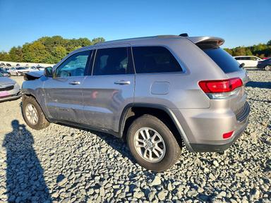 Vedere 2020 JEEP GRAND CHEROKEE LAREDO, unghi 2