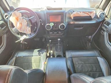 منظر 2012 JEEP WRANGLER UNLIMITED RUBICON، زاوية 8
