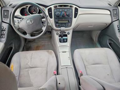 Vue de 2007 TOYOTA HIGHLANDER BASE, angle 8