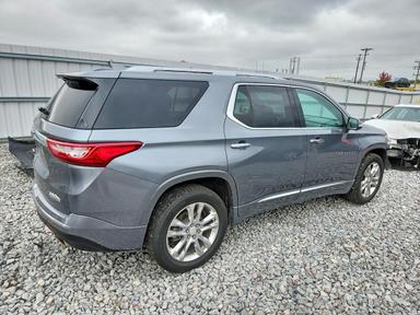 Vue de 2020 CHEVROLET TRAVERSE HIGH COUNTRY, angle 3