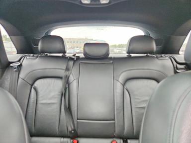 Вид 2017 AUDI Q3 PREMIUM, угол 10