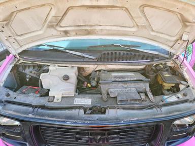Vue de 1999 GMC SAVANA RV G3500, angle 11