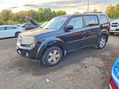 Vista de 2010 HONDA PILOT EX, ángulo 1