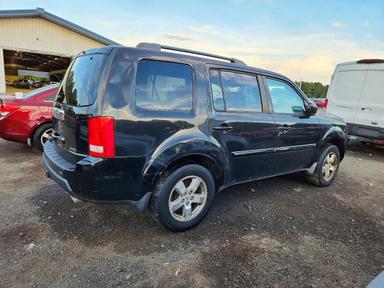 Vista de 2010 HONDA PILOT EX, ángulo 3