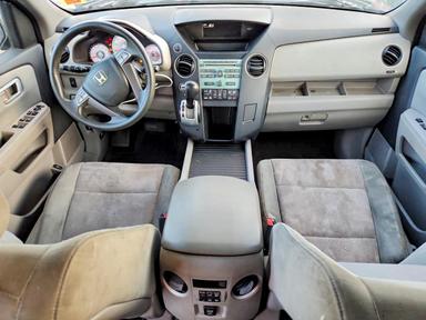 Vista de 2010 HONDA PILOT EX, ángulo 8