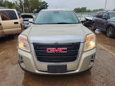 Вид 2014 GMC TERRAIN SLE, угол 5