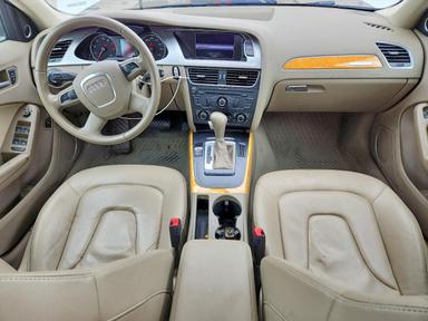 Vue de 2010 AUDI A4 PREMIUM PLUS, angle 8