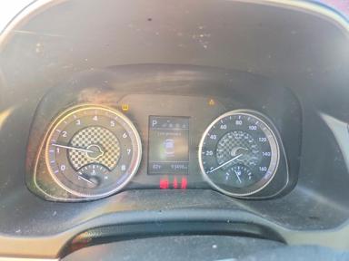 Вид 2020 HYUNDAI ELANTRA SEL, угол 9