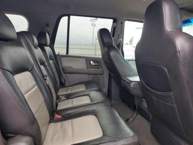 Vue de 2004 FORD EXPEDITION XLS, angle 11