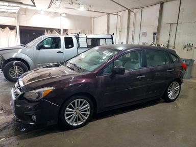 Vue de 2012 SUBARU IMPREZA LIMITED, angle 1