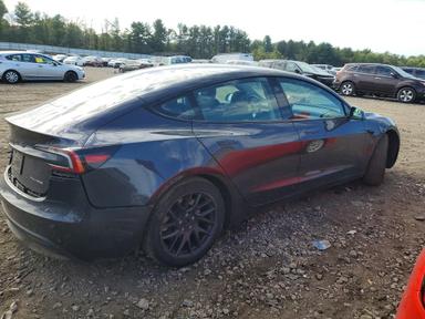 Vista de 2024 TESLA MODEL 3, ángulo 3