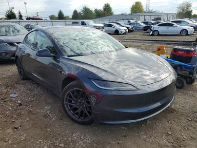 Vista de 2024 TESLA MODEL 3, ángulo 4