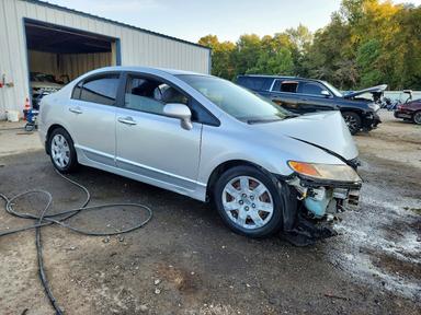 Vue de 2009 HONDA CIVIC LX, angle 4