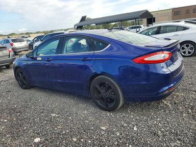 منظر 2016 FORD FUSION SE، زاوية 2