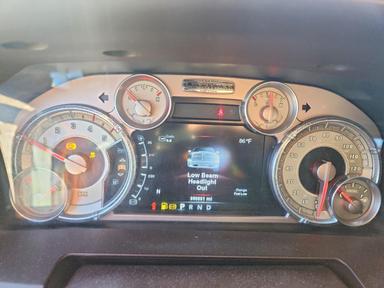 منظر 2014 RAM 2500 LONGHORN، زاوية 9