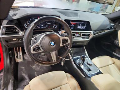 Vista de 2022 BMW 230I, ángulo 8