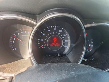 منظر 2012 KIA OPTIMA EX، زاوية 9