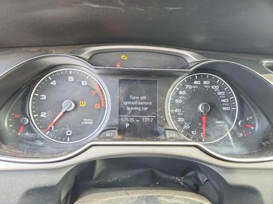 منظر 2014 AUDI A4 PREMIUM، زاوية 9
