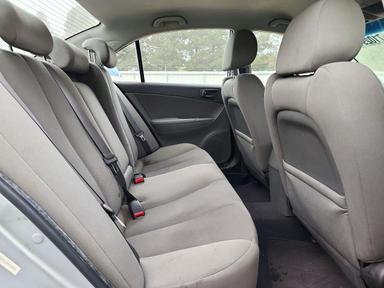 Vue de 2010 HYUNDAI SONATA GLS, angle 10
