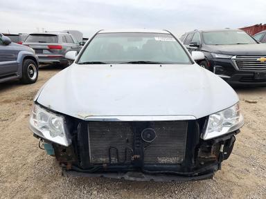 Vue de 2010 HYUNDAI SONATA GLS, angle 5