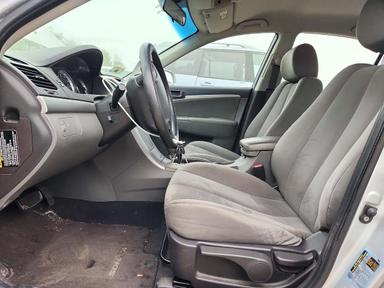 Vue de 2010 HYUNDAI SONATA GLS, angle 7