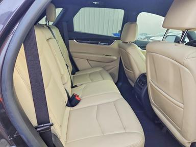 Vue de 2017 CADILLAC XT5, angle 11