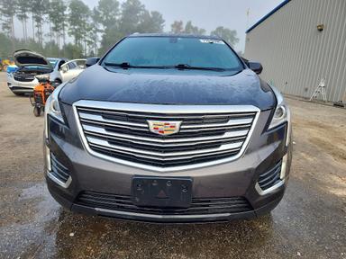 Vue de 2017 CADILLAC XT5, angle 5