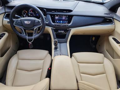 Vue de 2017 CADILLAC XT5, angle 8