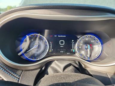 Vista de 2021 CHRYSLER PACIFICA TOURING L, ángulo 9